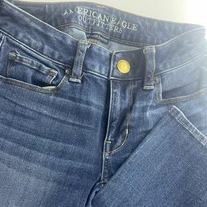 NEW AMERICAN EAGLE JEAN
